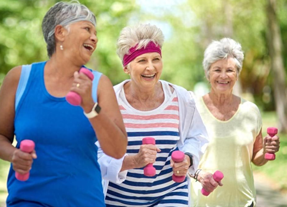 过度运动或加速衰老？医生：这几种运动最适合老年人，早知早受益